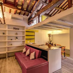  Holiday home Amazing In Piazza Navona
